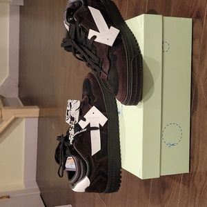 OFF-WHITE Floating arrow suede sneaker.  Dark brown.  Size 12